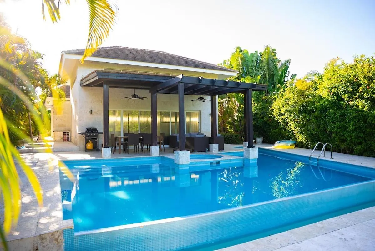 Private Punta Cana Villa With Pool & Golf View
