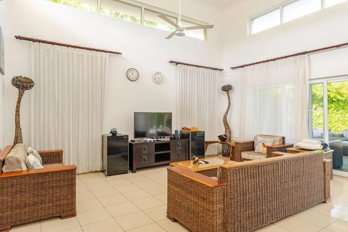 Private Punta Cana Villa With Pool & Golf View