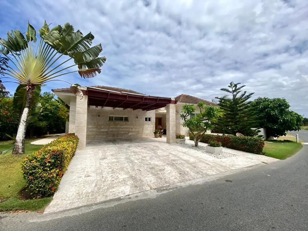 Private Punta Cana Villa With Pool & Golf View